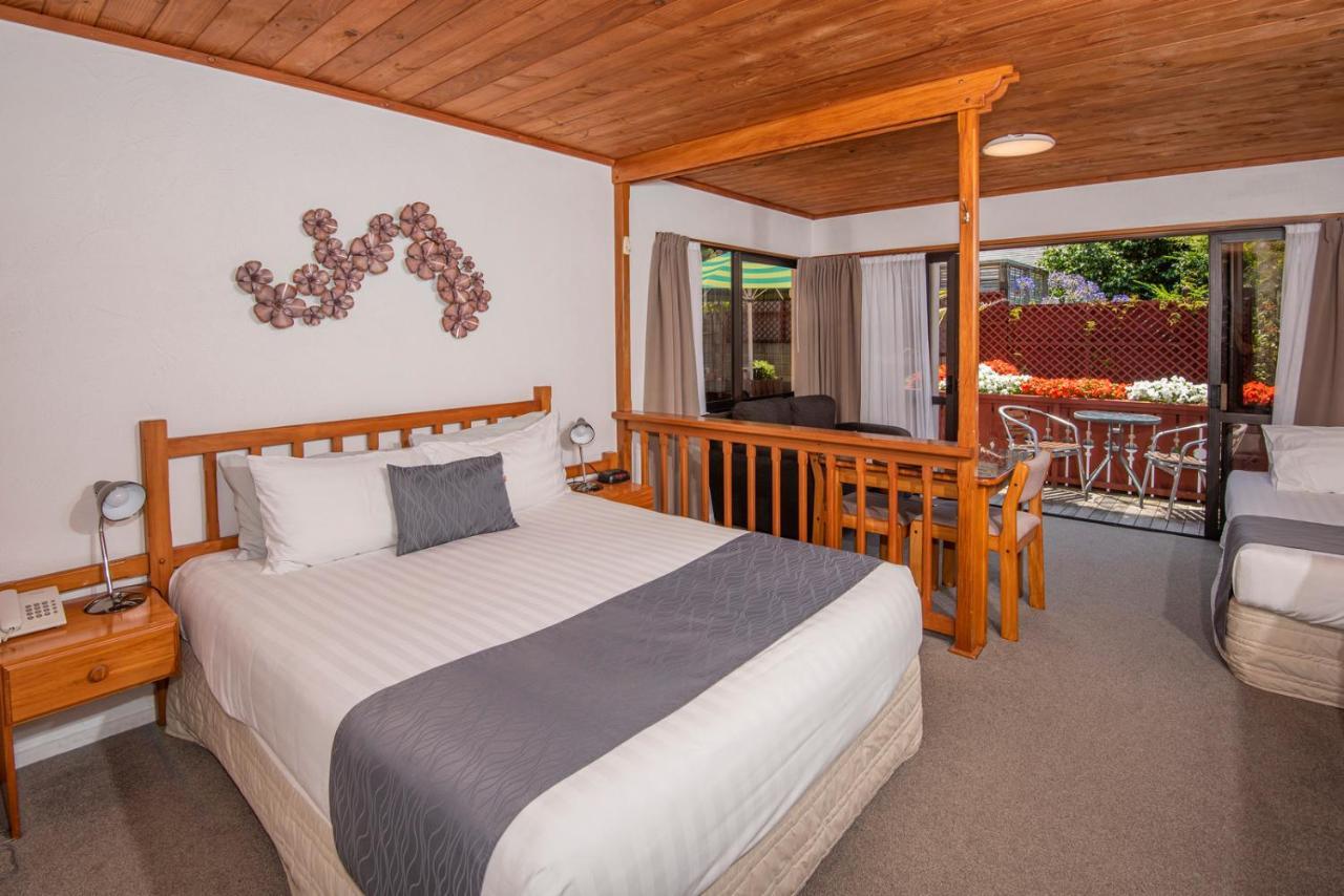 Swiss Chalet Lodge Motel Paihia Dış mekan fotoğraf